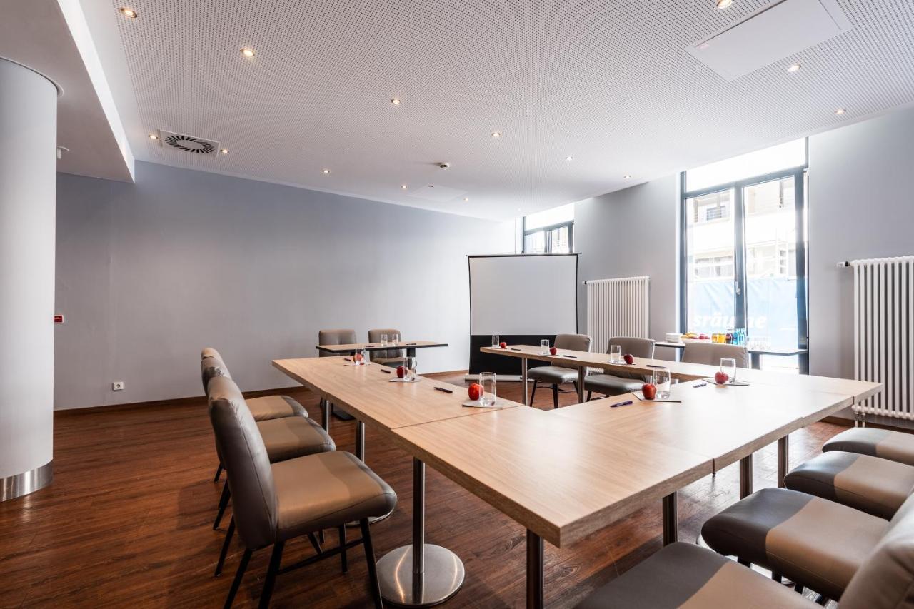 Premier Inn Dresden City Zentrum Экстерьер фото